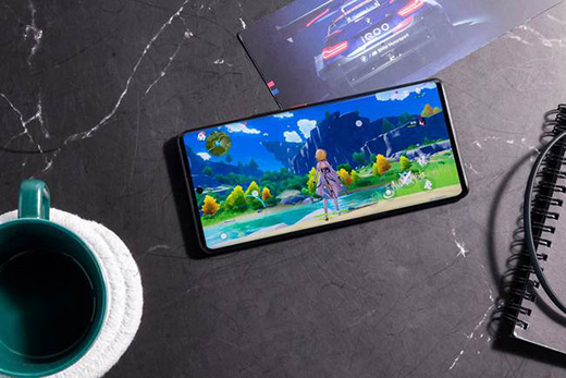 完美詮釋速度美學，iQOO 9 Pro賽道版如何實現工業設計新突破?